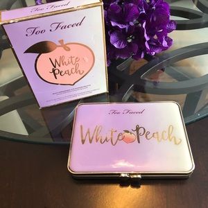 Too Faced Makeup - Too faced NIB white peach palette Too Faced Makeup - Too faced NIB white peach palette